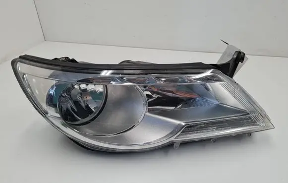 Volkswagen Tiguan Headlight/headlamp 5N2941032K