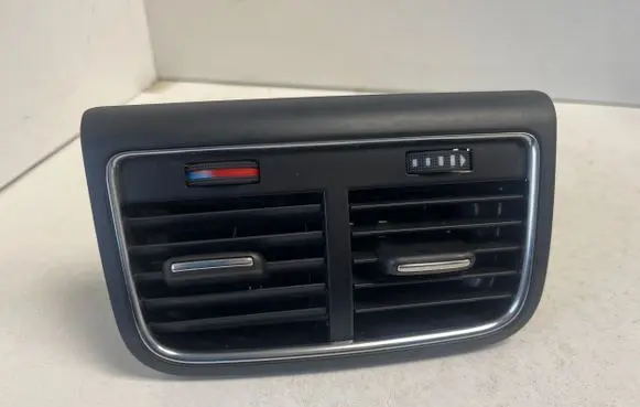 Audi Q5 SQ5 Rear air vent grill 8K0819203D