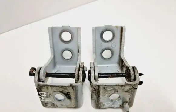 Front door hinge set