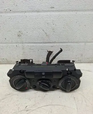 Volkswagen Caddy Climate control unit 74321370