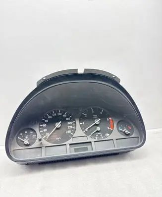 BMW 5 E39 Speedometer (instrument cluster) 62118375902 110008735047