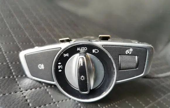 Mercedes-Benz E W213 Light switch A2229055508 10137012