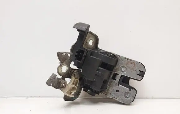 Skoda Superb B6 (3T) Tailgate/trunk/boot lock/catch/latch 8K9827505A