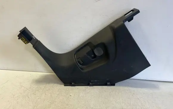 Audi Q7 4M Foot area side trim 4M1867271B