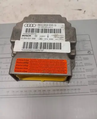 Audi A4 S4 B7 8E 8H Airbag control unit/module 8E0959655G