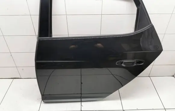 Seat Leon (5F) Rear door