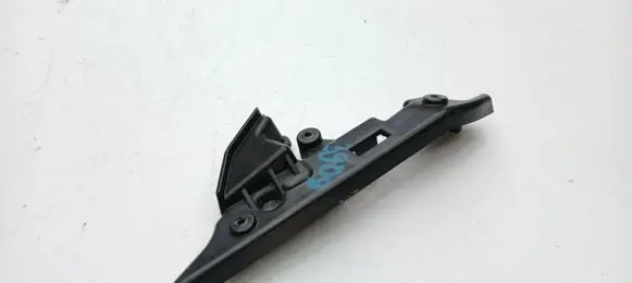 BMW 2 G42 Front splash guards bracket 8497305