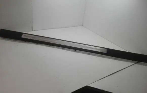 Front sill trim cover