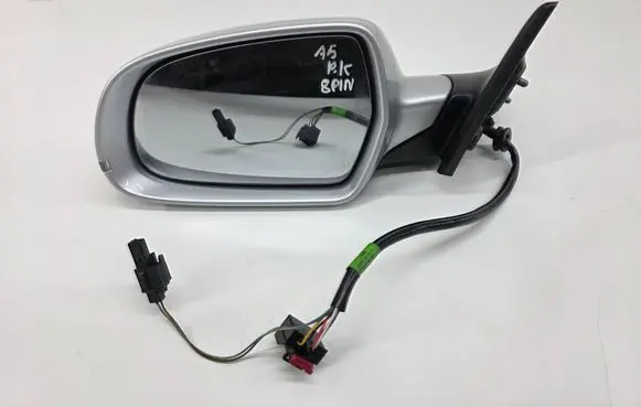 Audi A5 8T 8F Front door electric wing mirror 