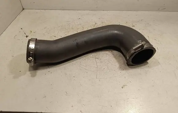 Jeep Grand Cherokee Air intake hose/pipe