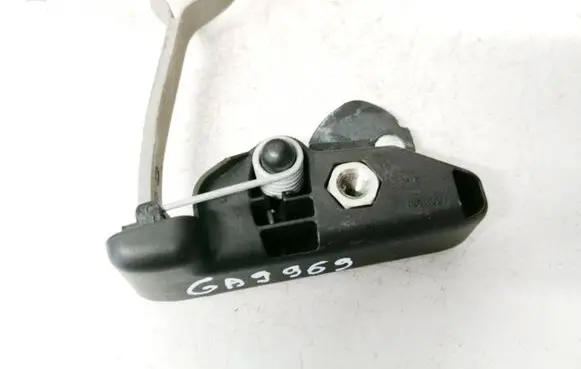 Toyota Aygo AB10 Seat back rest lock catch l0011561