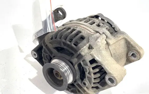 Opel Zafira A Generator/alternator 90561971