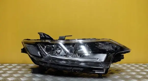 Mitsubishi Outlander Headlight/headlamp 8301CB-64 1602