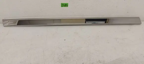 Peugeot 2008 I Front door trim (molding) 9806391777