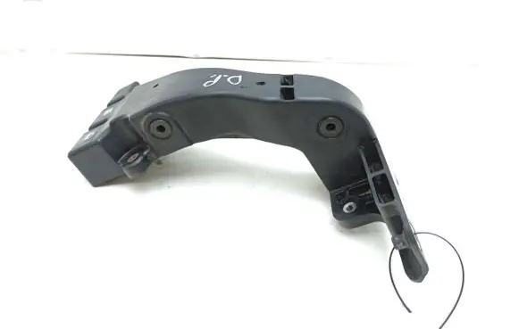 Hyundai i40 Radiator support slam panel bracket 641463Z000