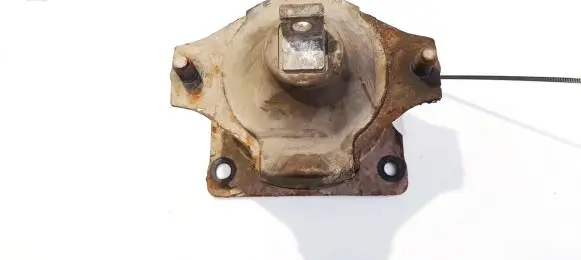 Honda Accord Engine mount bracket