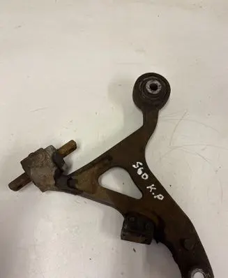 Volvo S60 Front lower control arm/wishbone 30760815