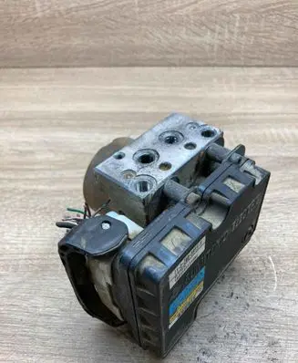 Toyota Yaris ABS Pump 8954152230