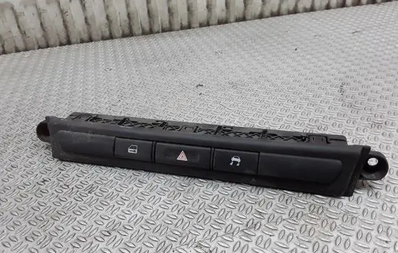 Jaguar S-Type Hazard light switch 2R8311B650AC