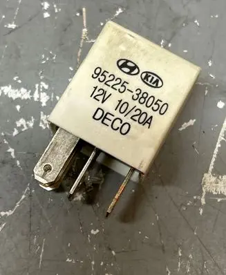 KIA Sorento Other relay 9522538050 10720A