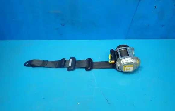 Fiat 500X Rear seatbelt 07356119530