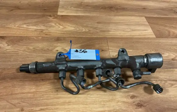 Mercedes-Benz E W212 Fuel main line pipe A6510700495 R9144Z240A