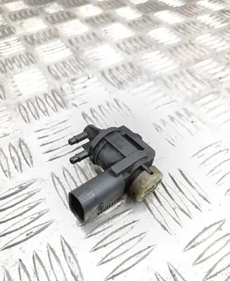 Volkswagen Phaeton Turbo solenoid valve 1J0906263C