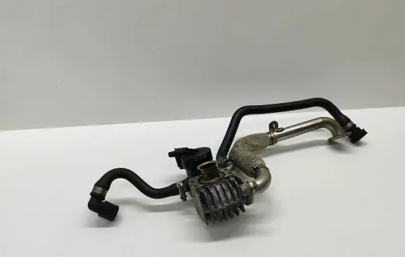 BMW 5 E60 E61 EGR valve 7548415 11717576083