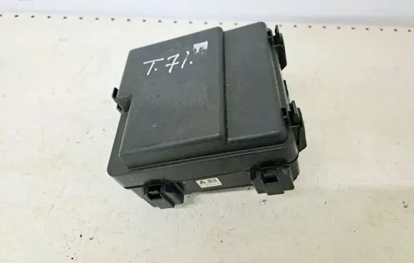 Honda FR-V Fuse box set