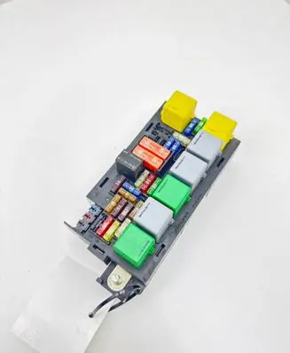 Mercedes-Benz ML W164 Fuse module A1645400072