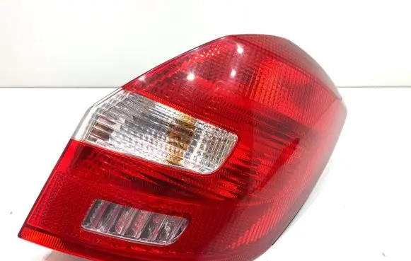 Skoda Fabia Mk1 (6Y) Rear/tail lights 5J6945112