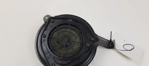 Audi TT Mk1 Rear door speaker 4D0035411A