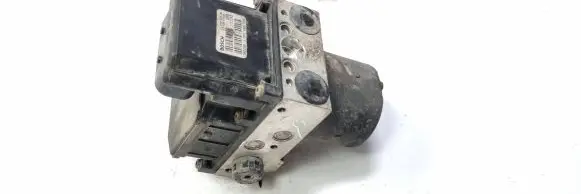 Volkswagen PASSAT B5.5 ABS Pump