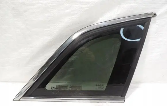 Opel Antara Rear side window 