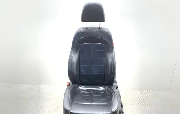 Seat Exeo (3R) Front driver seat 