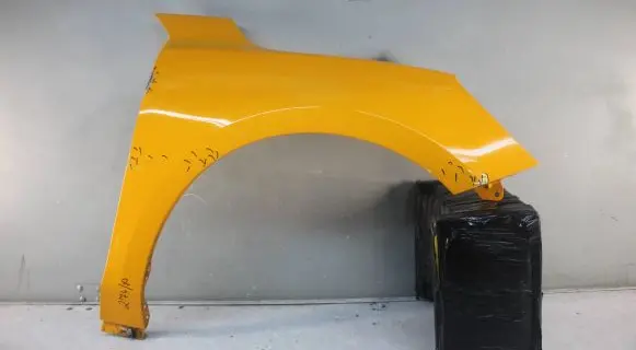 Ford Focus Fender mounting bracket