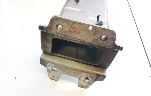 Jaguar XJ X351 Front bumper mounting bracket aw93101036ab