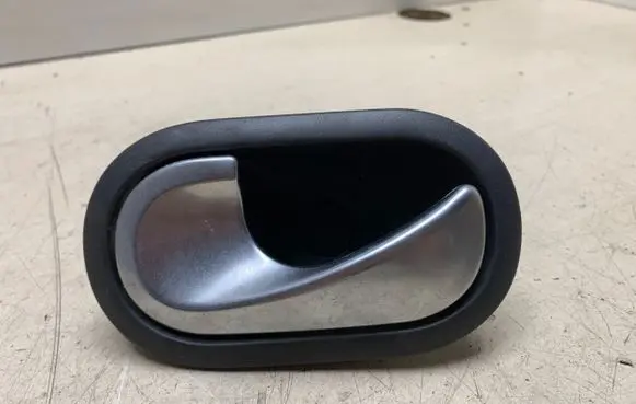 Renault Megane II Front door interior handle 5005400006