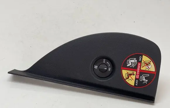 Renault Clio III Passenger airbag on/off switch 8200475909 36621X
