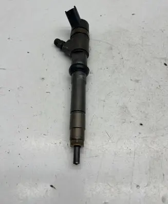 Iveco Daily 6th gen Fuel injector 504389548 AR84817F 0986435