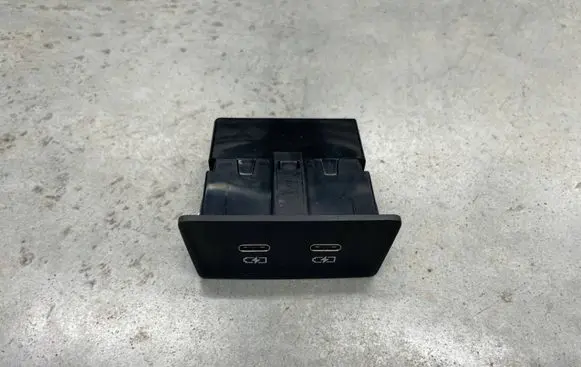 Audi A3 8Y EUR ISO radio connector 8Y0035954