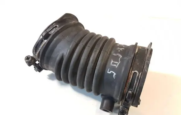 Mazda CX-5 II Air intake hose/pipe PE0113221 K6805
