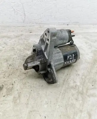 Renault Captur Starter motor 233000557R