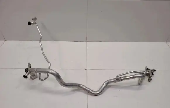 Nissan X-Trail T32 Air conditioning (A/C) pipe/hose 446290-1662