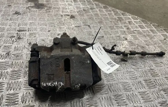 Opel Insignia B Front brake caliper