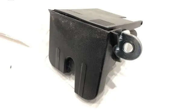 Volkswagen Touran I Tailgate exterior lock 