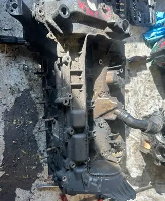 Mercedes-Benz A W169 Engine head R6400162201