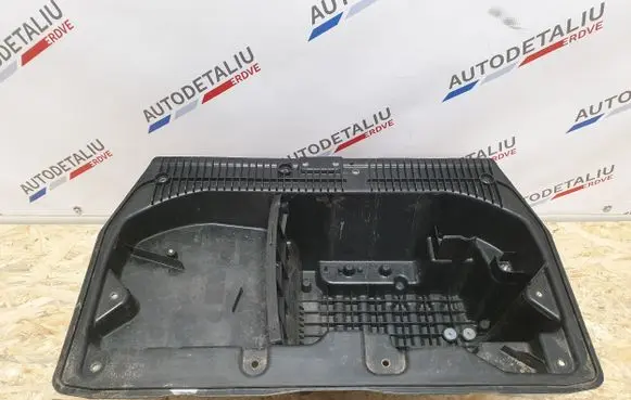 Battery box tray