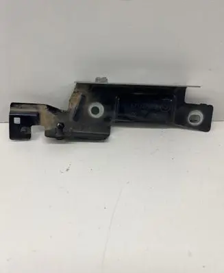 Renault Captur Fender mounting bracket 631227839r 968847Z180
