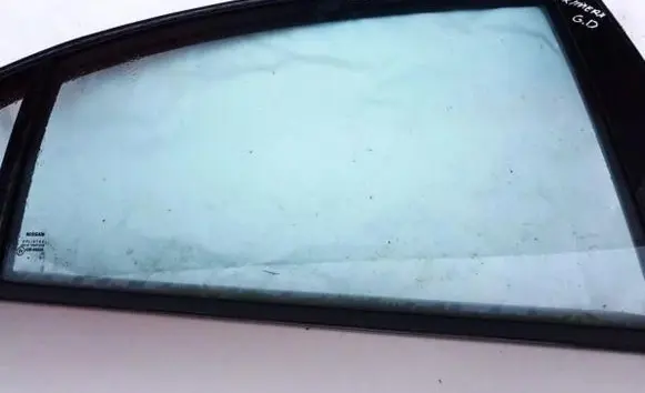 Nissan Primera Rear door window glass